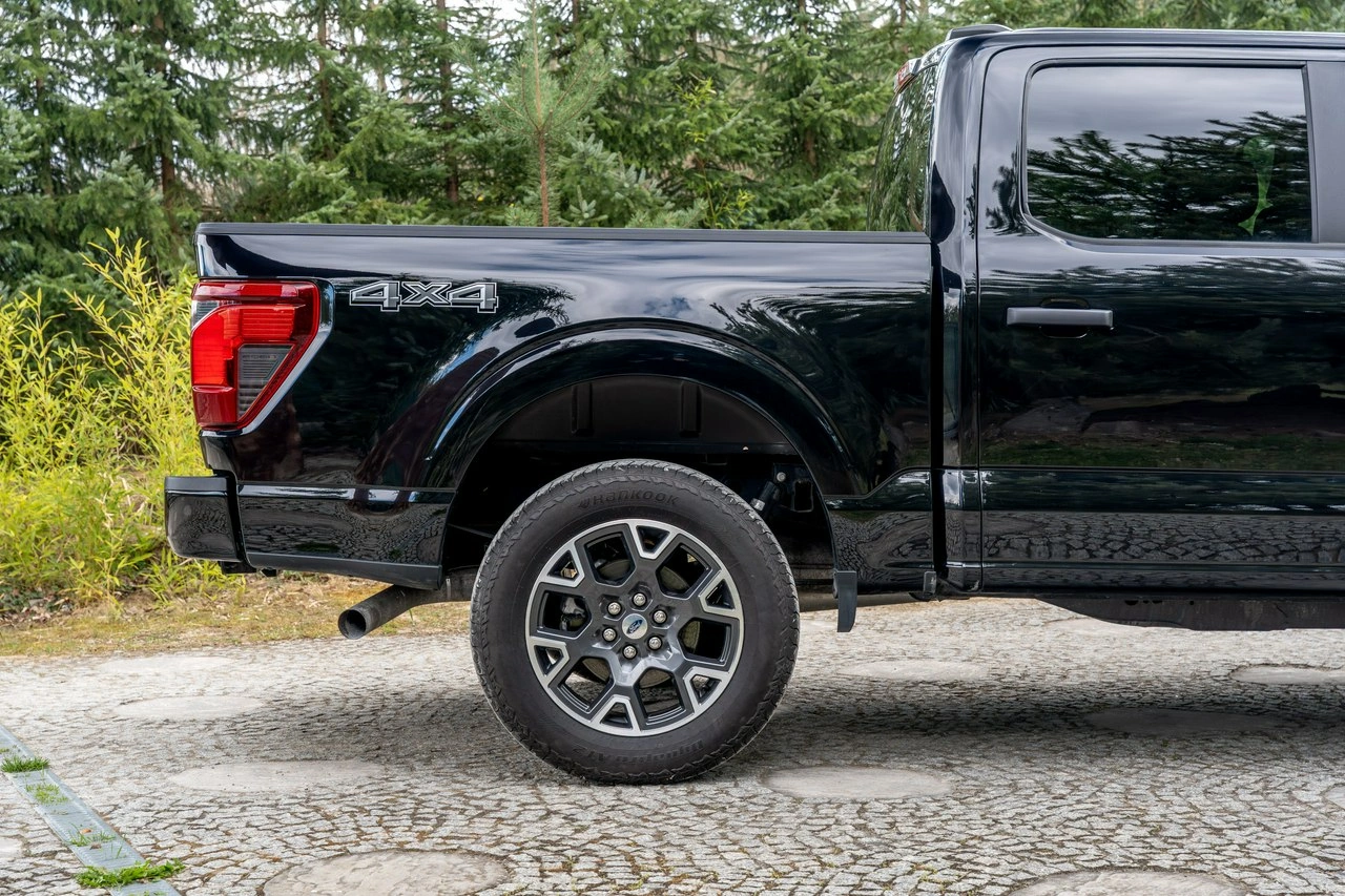 Ford F150 - Zdjęcie 16