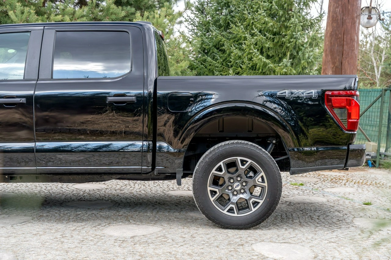 Ford F150 - Zdjęcie 8