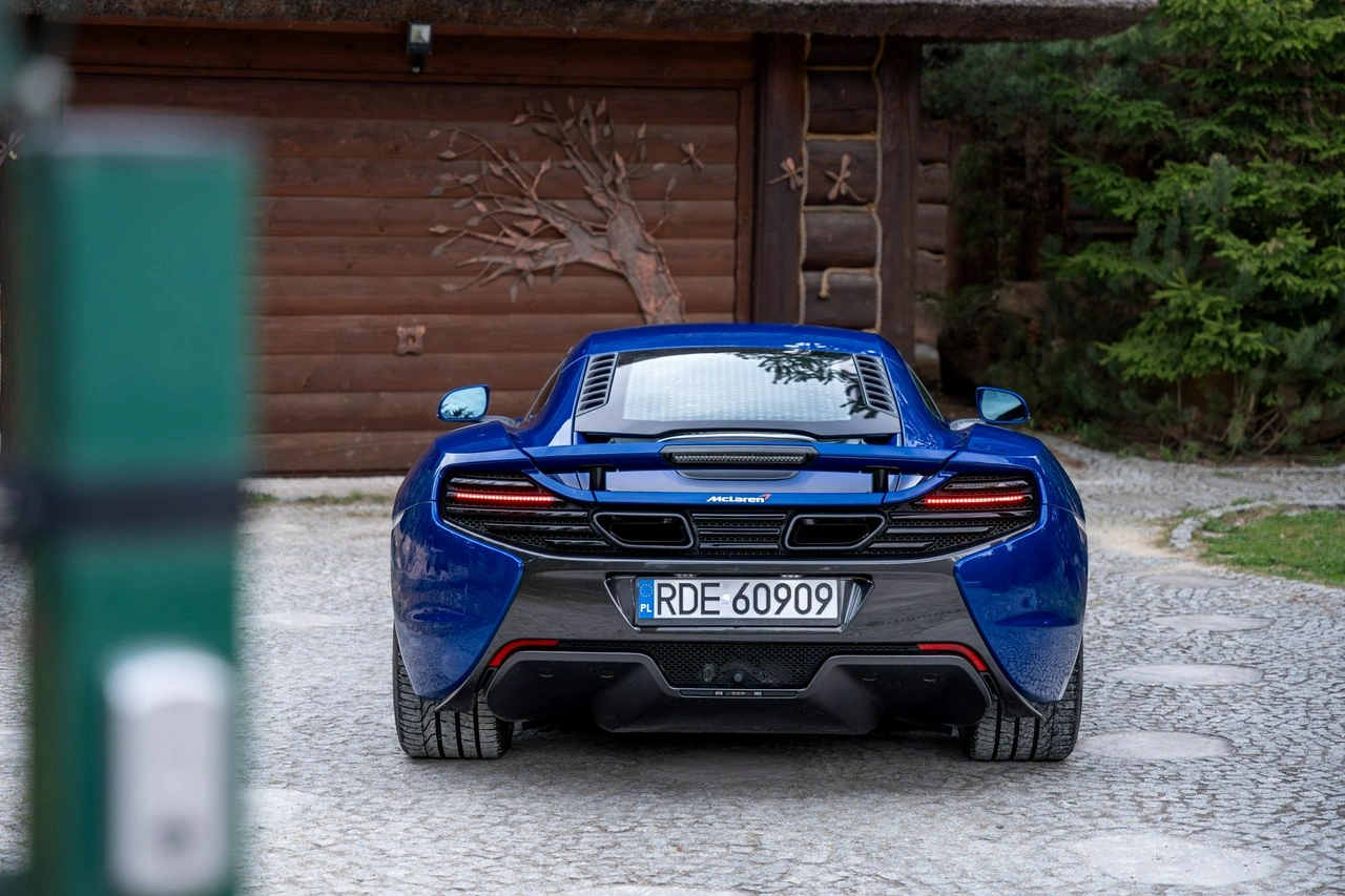 McLaren 650S - Zdjęcie 14