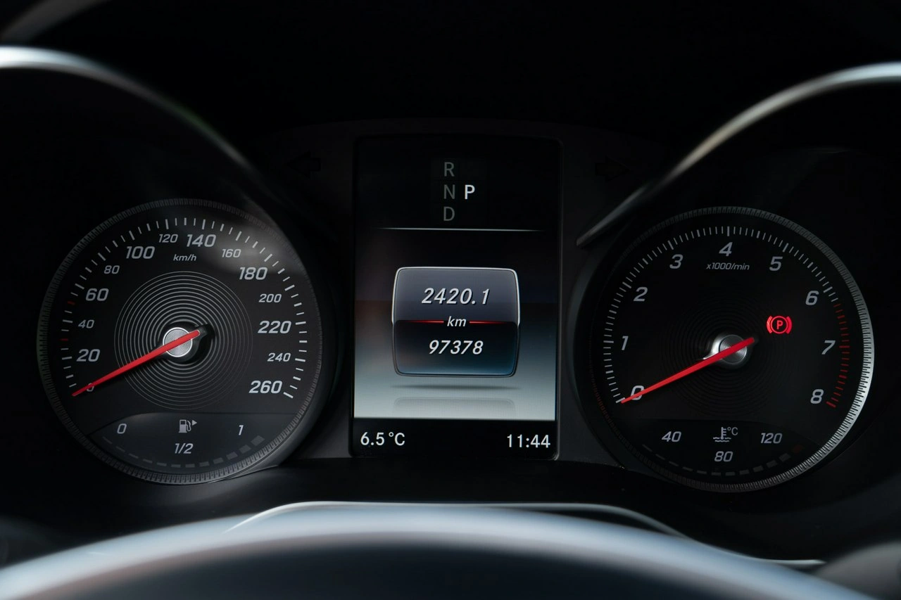 Mercedes C 200 - Zdjęcie 33