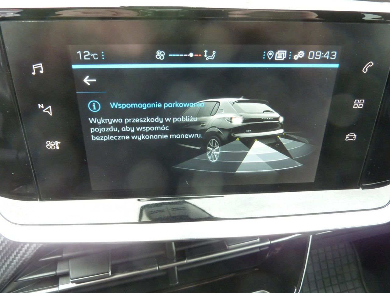 Peugeot 208 - Zdjęcie 27