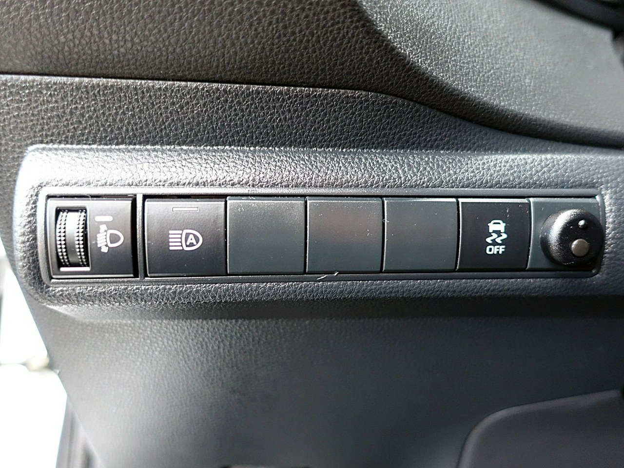 Toyota Corolla - Zdjęcie 17