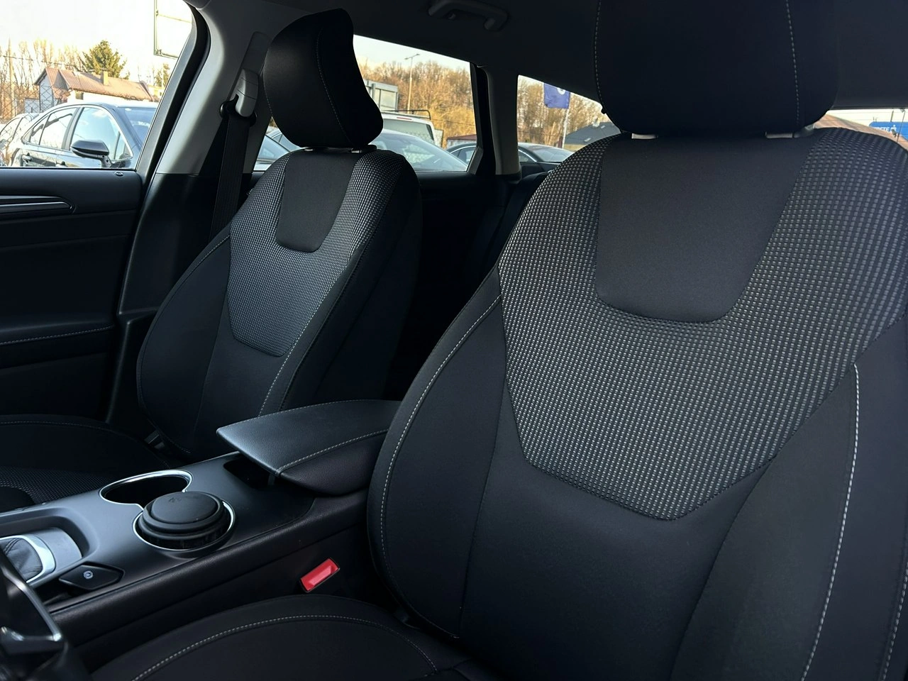 Ford Mondeo - Zdjęcie 10