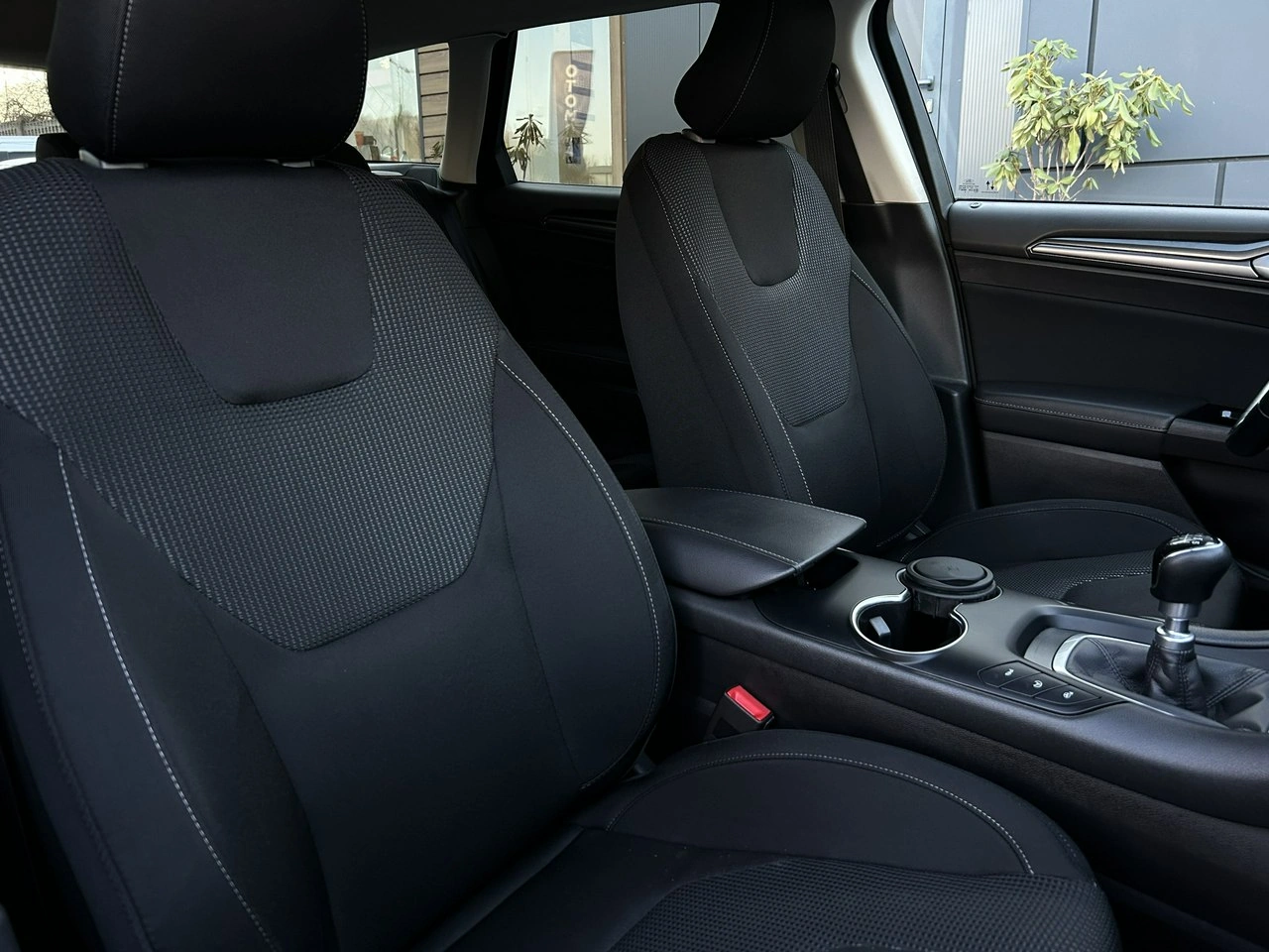 Ford Mondeo - Zdjęcie 12