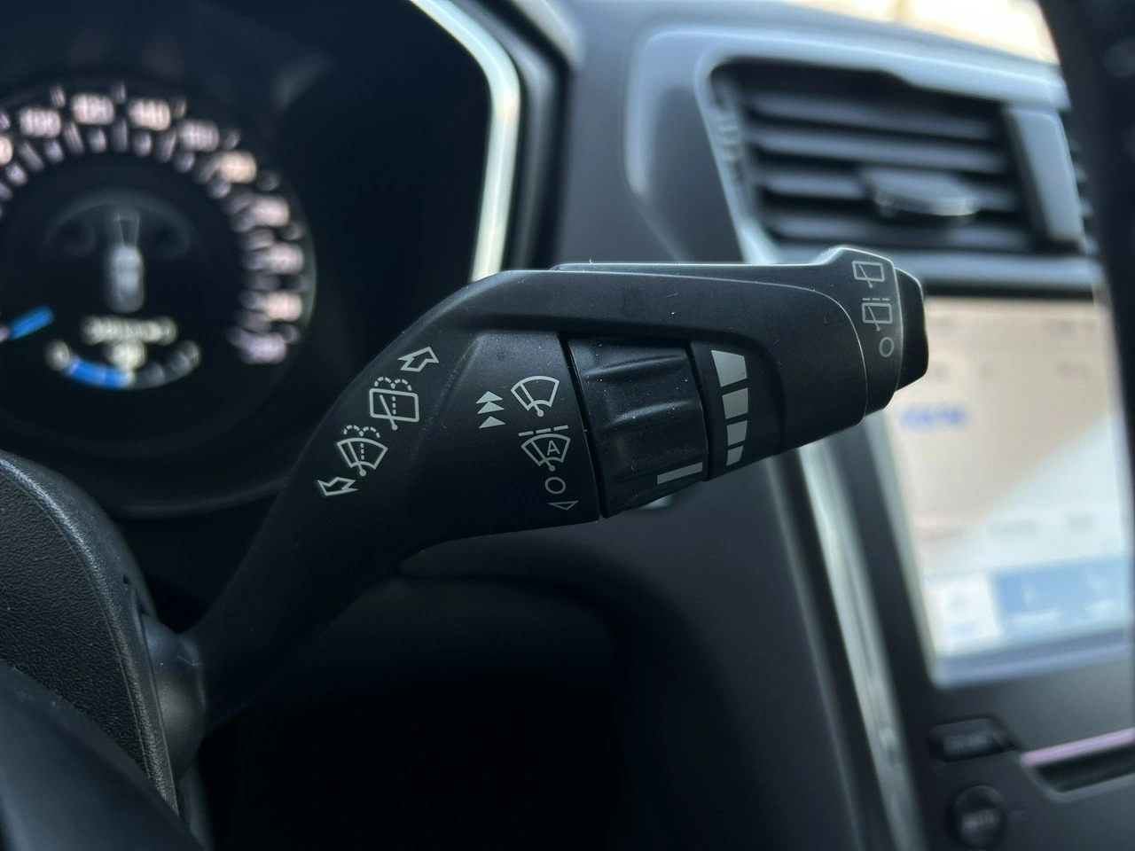 Ford Mondeo - Zdjęcie 19