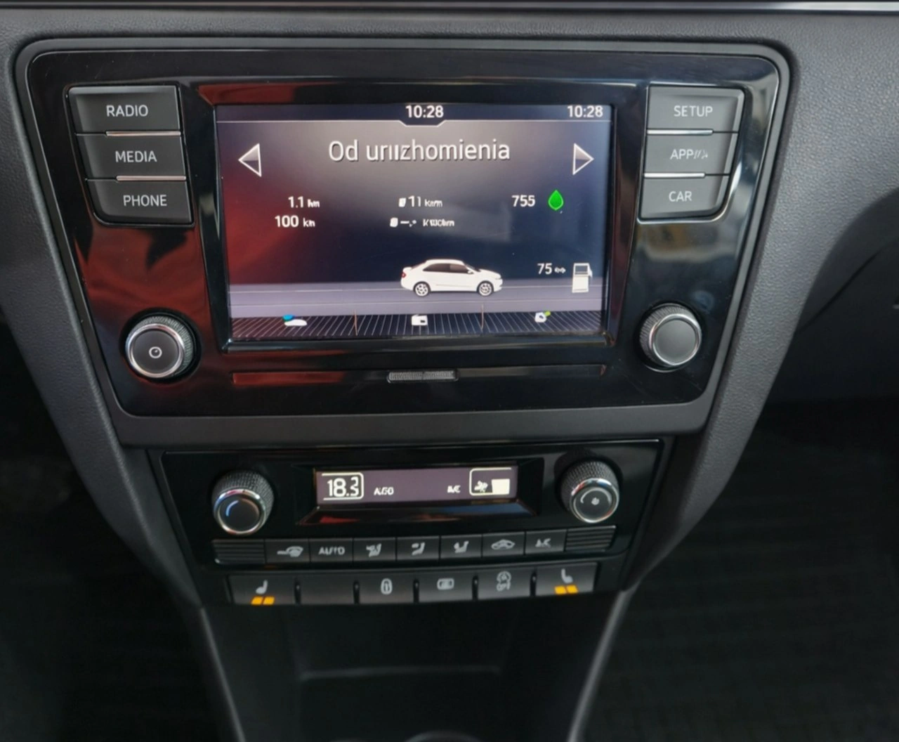 Skoda RAPID - Zdjęcie 2