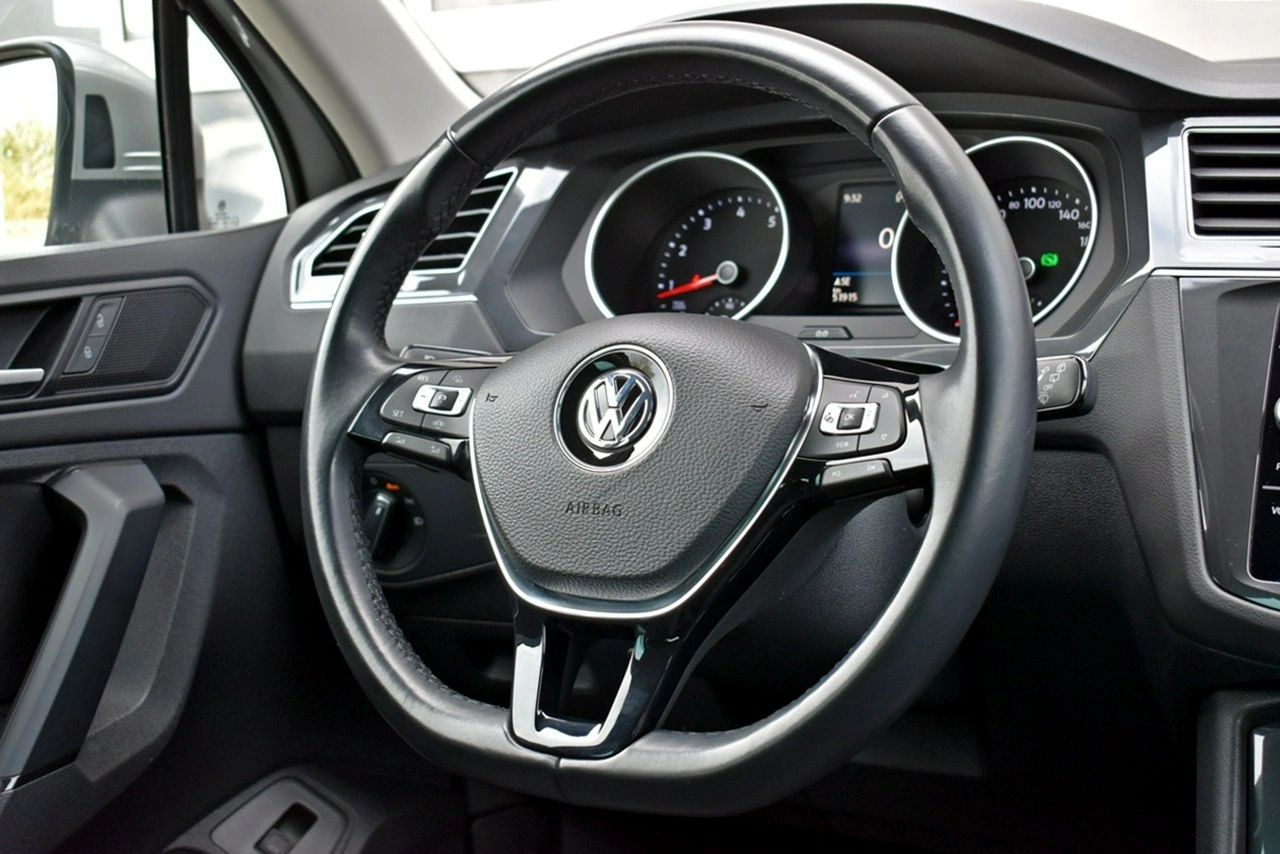 Volkswagen Tiguan - Zdjęcie 18