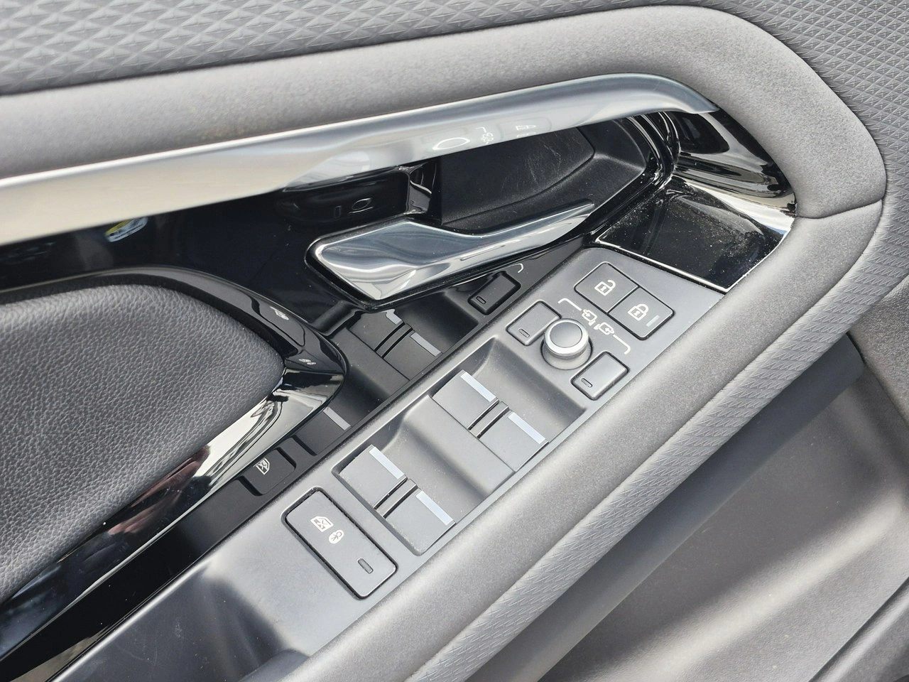 Land Rover Range Rover Evoque - Zdjęcie 17