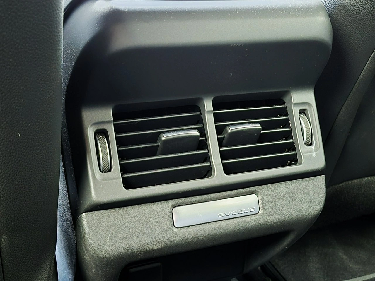 Land Rover Range Rover Evoque - Zdjęcie 24