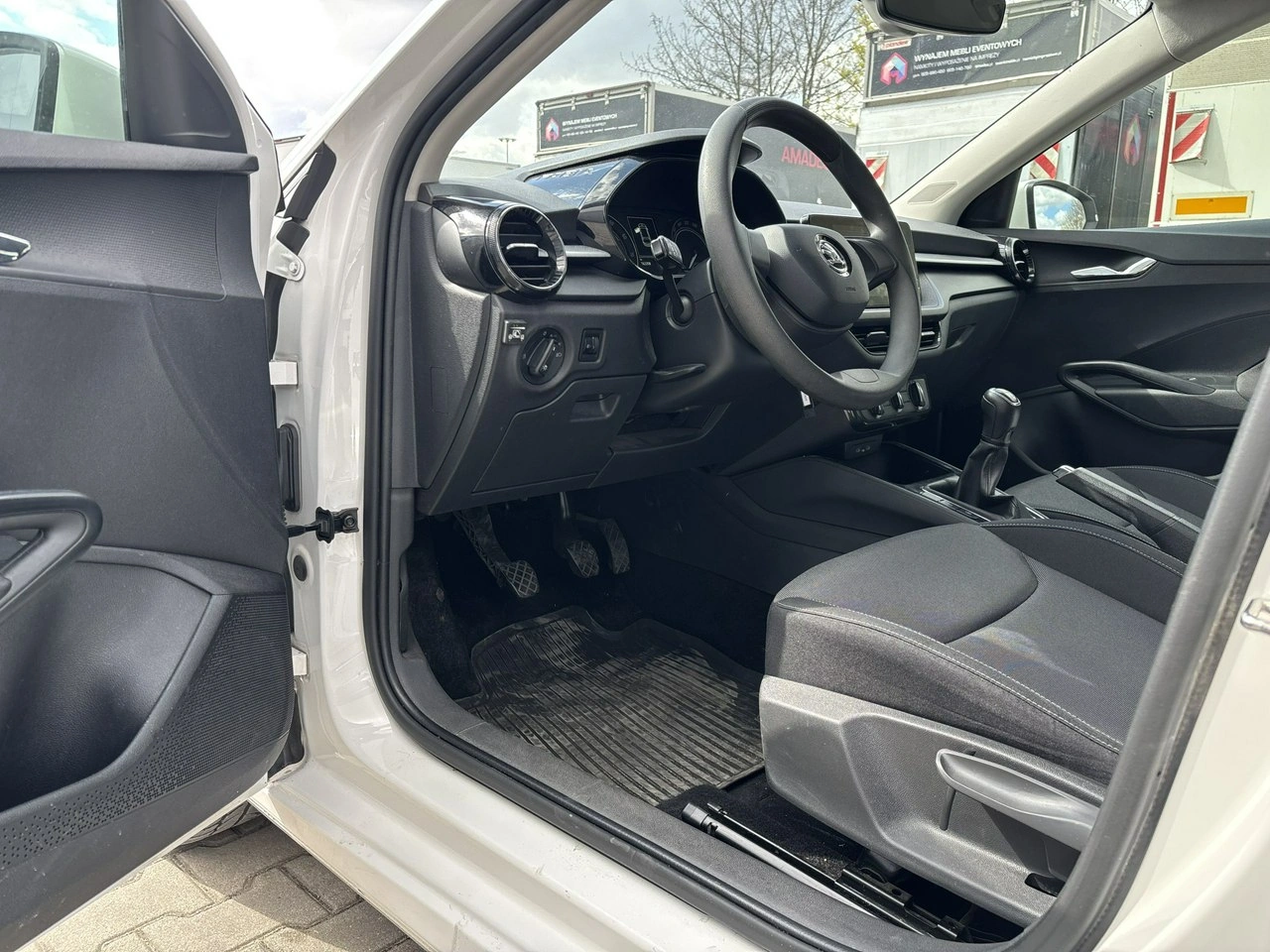 Skoda Fabia - Zdjęcie 9