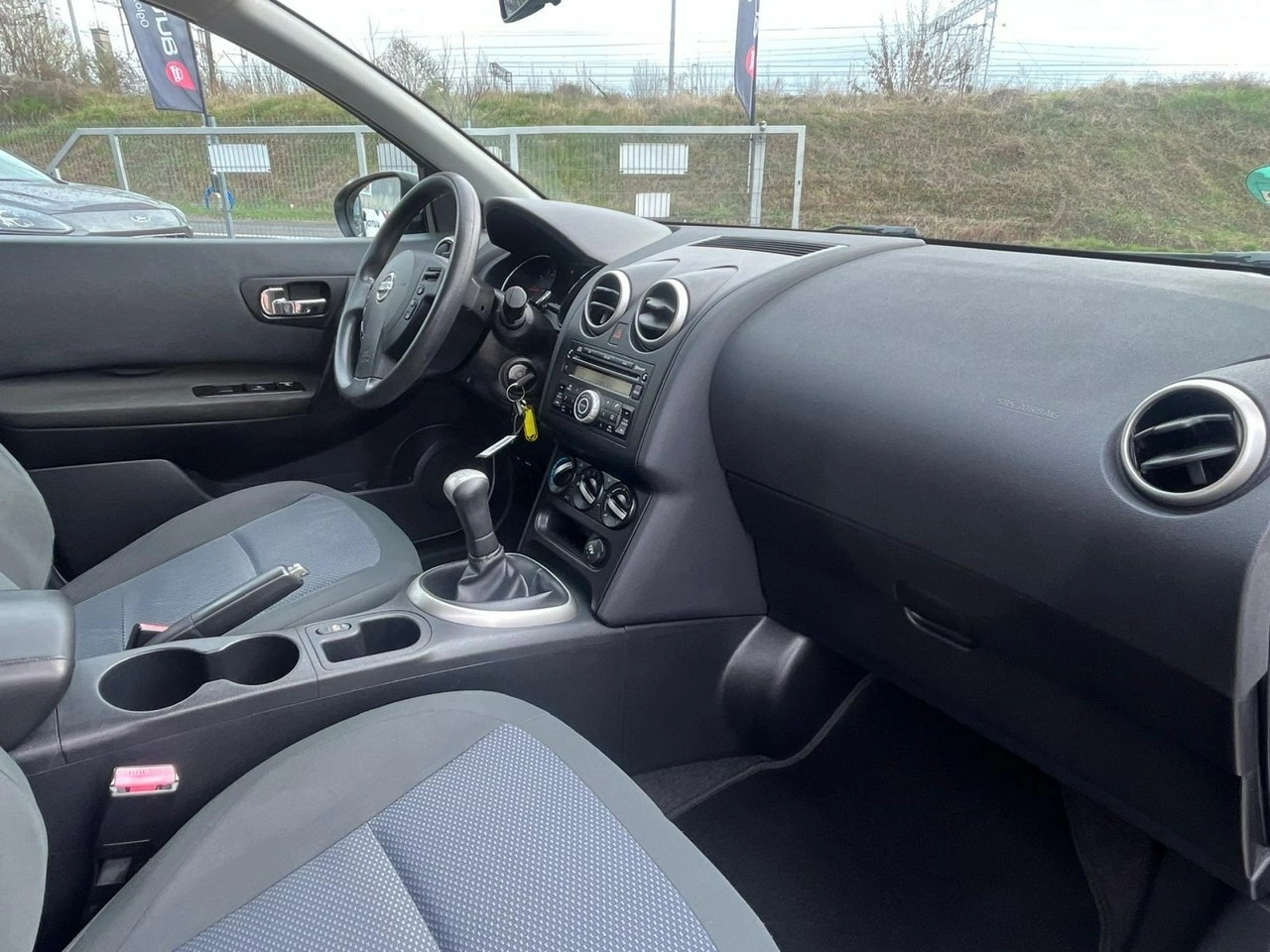 Nissan Qashqai - Zdjęcie 13