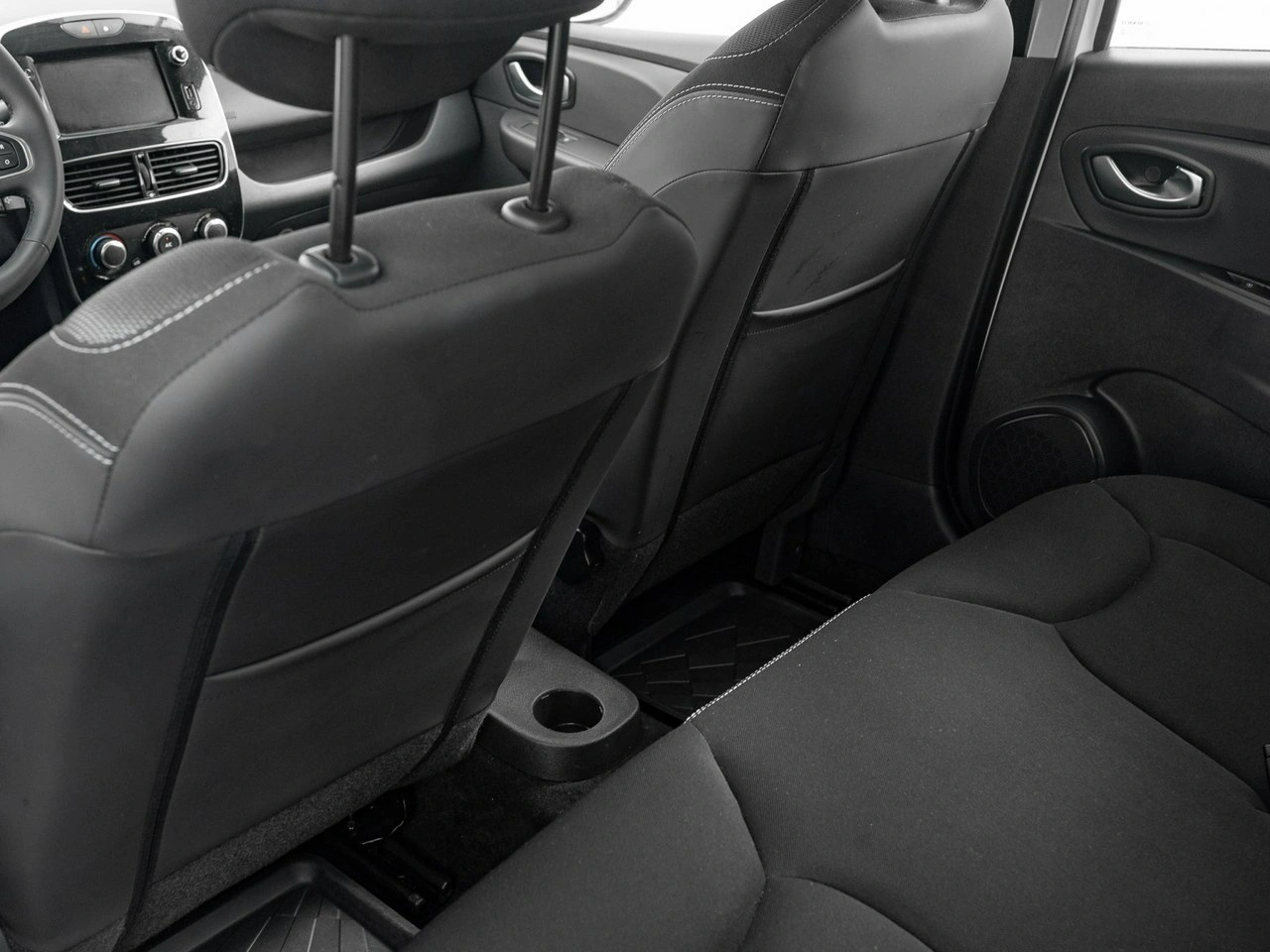 Renault Clio - Zdjęcie 19