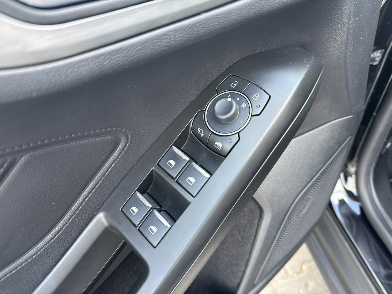 Ford Focus - Zdjęcie 22