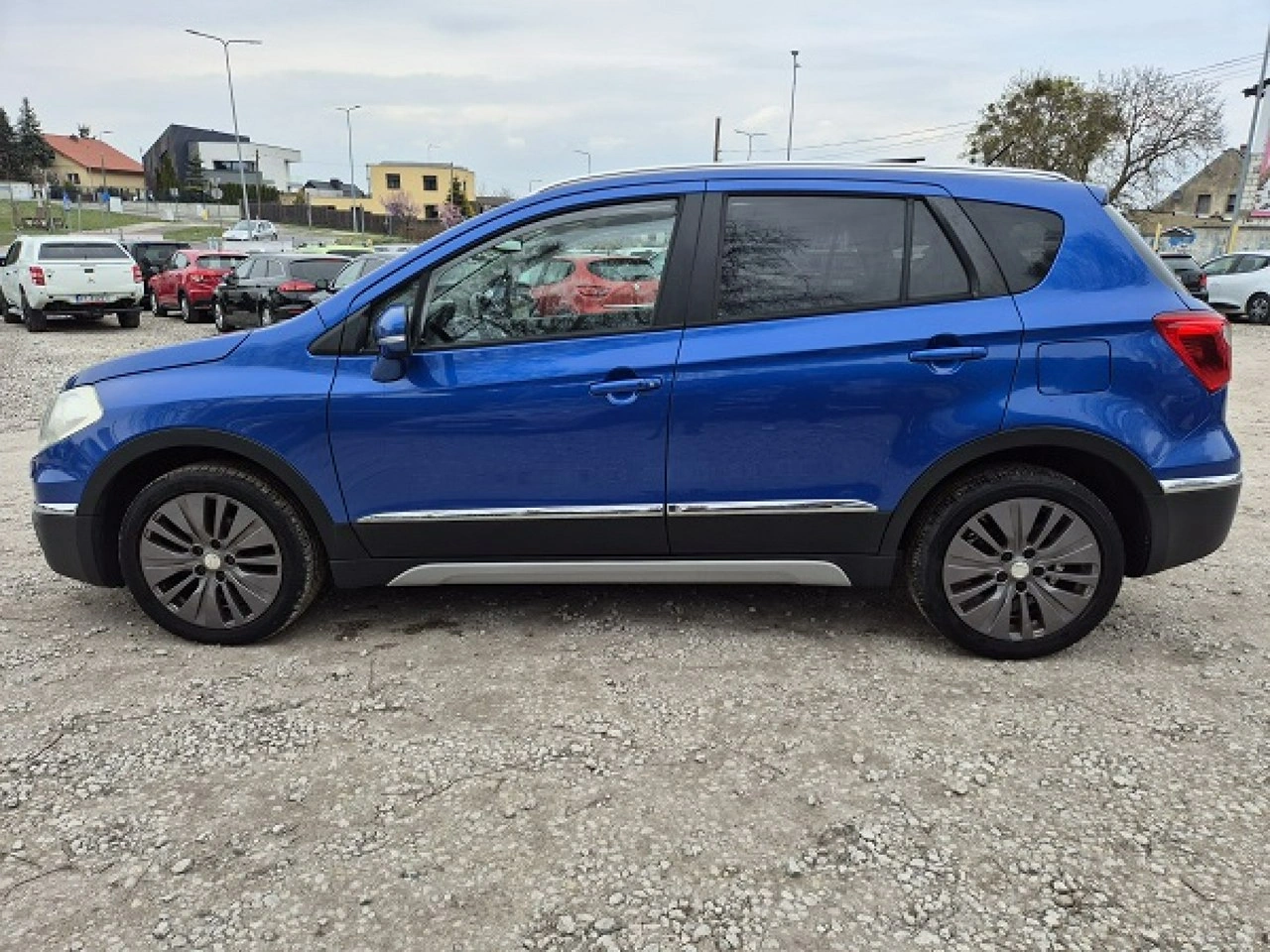 Suzuki SX4 S-Cross - Zdjęcie 11