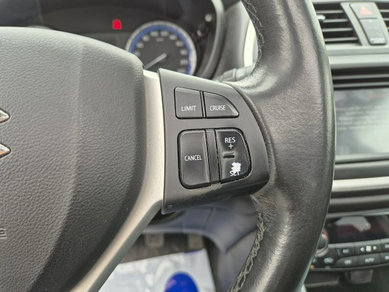 Suzuki SX4 S-Cross - Zdjęcie 21