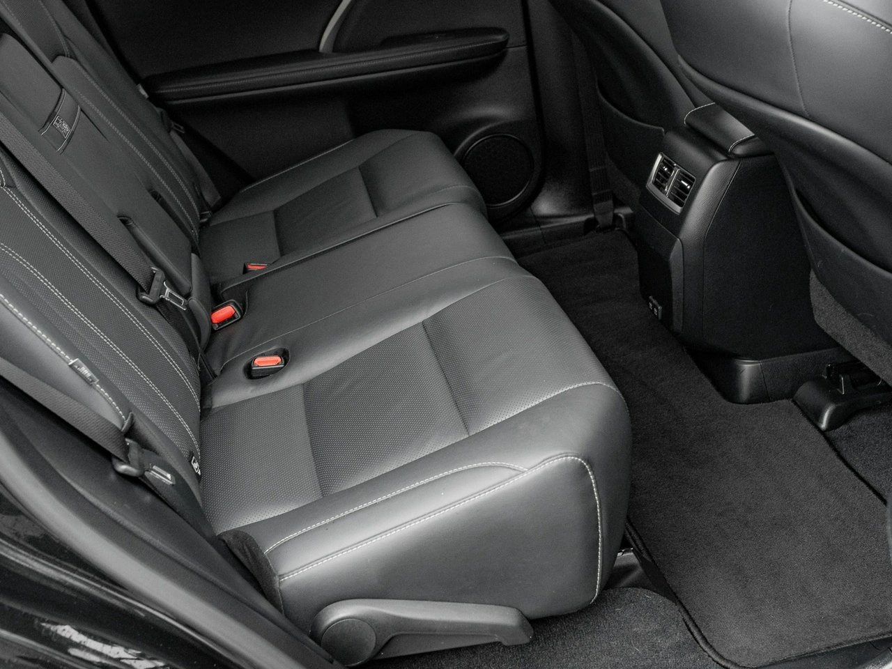 Lexus RX - Zdjęcie 32