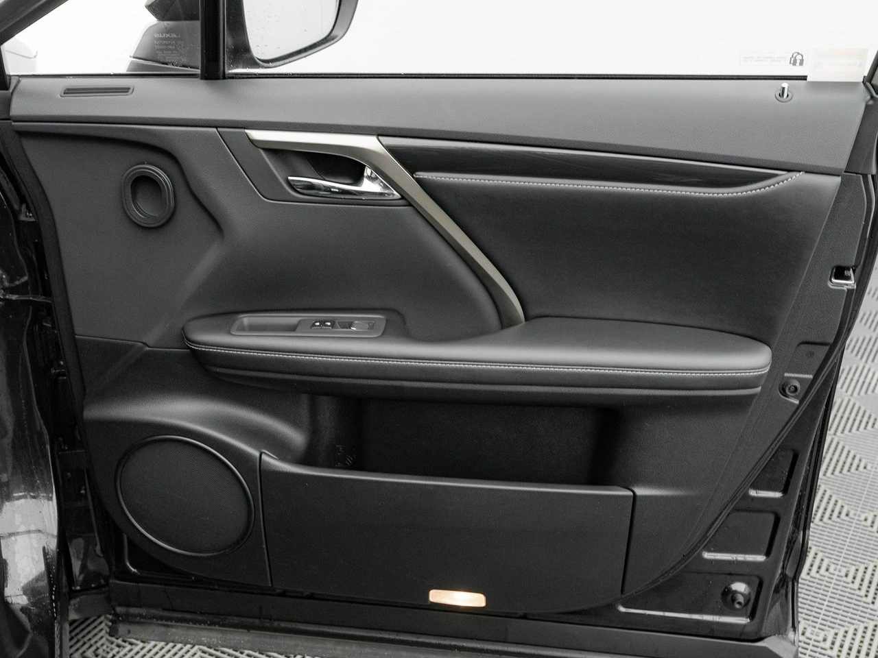 Lexus RX - Zdjęcie 33