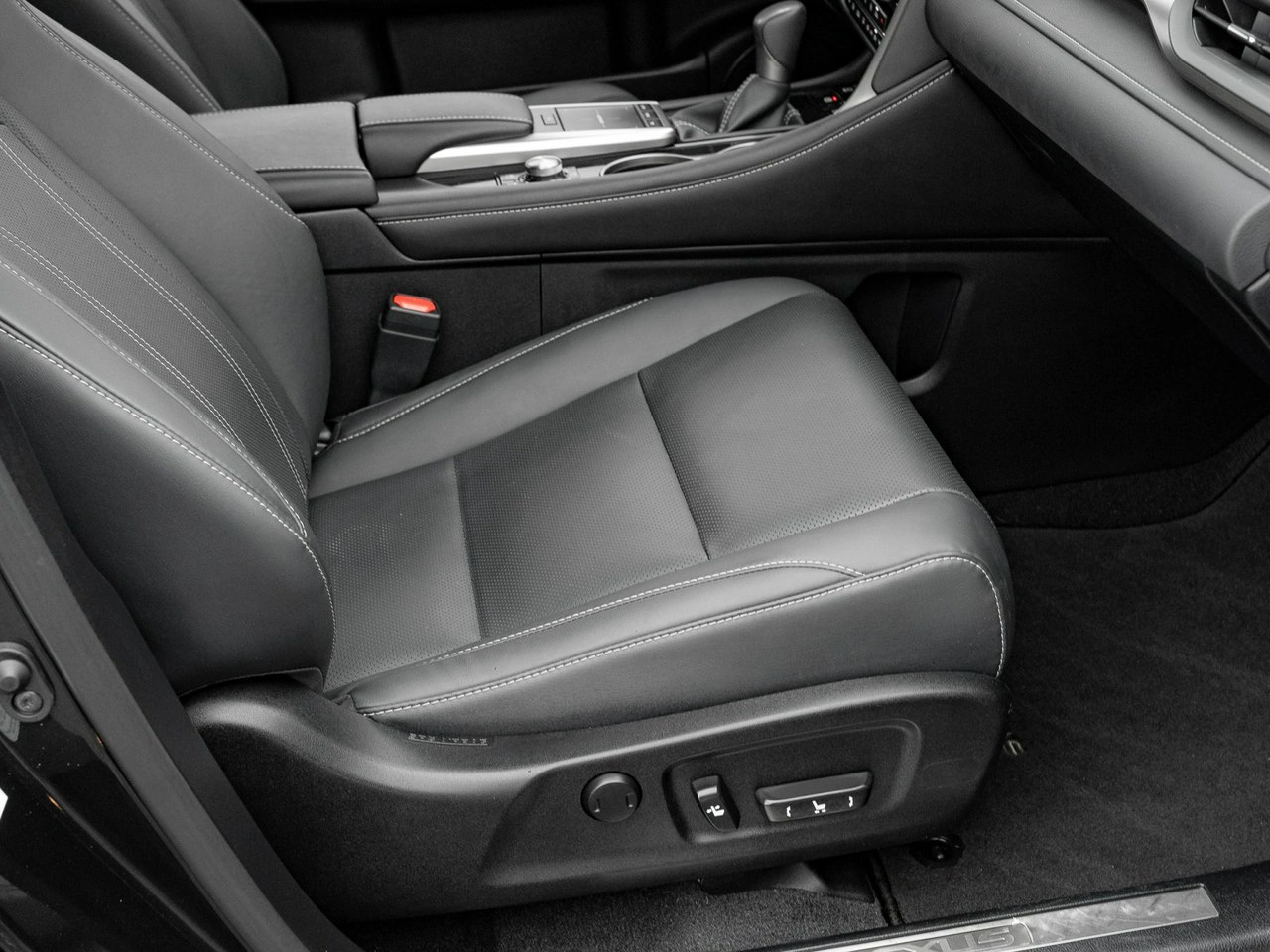 Lexus RX - Zdjęcie 34