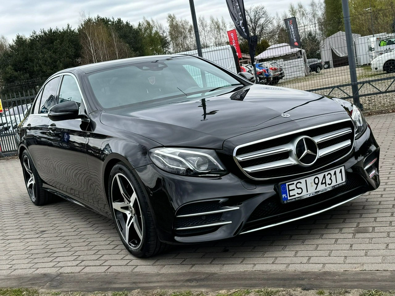 Mercedes E 200 - Zdjęcie 6