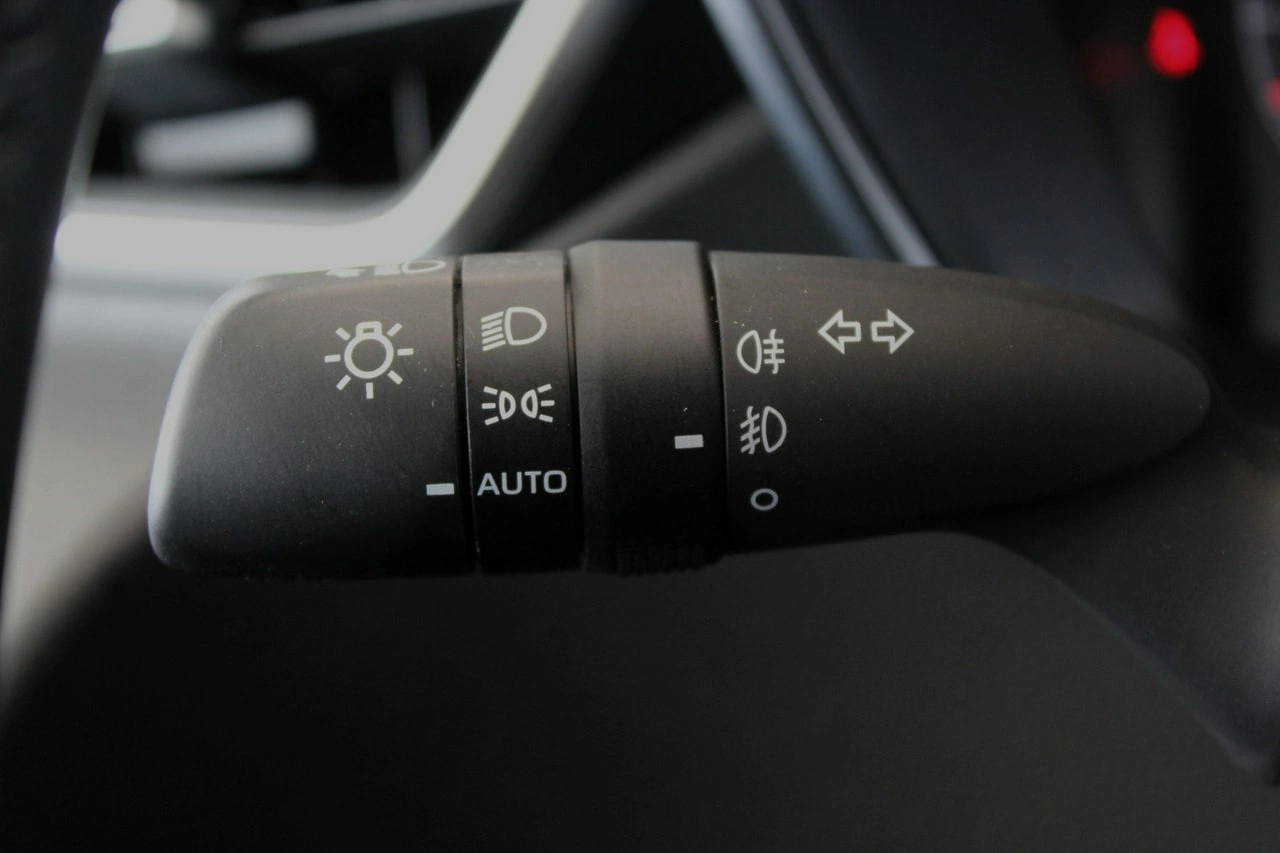 Toyota Corolla - Zdjęcie 20