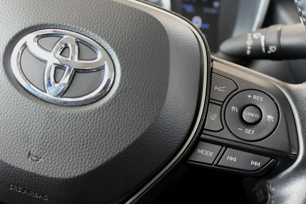 Toyota Corolla - Zdjęcie 25