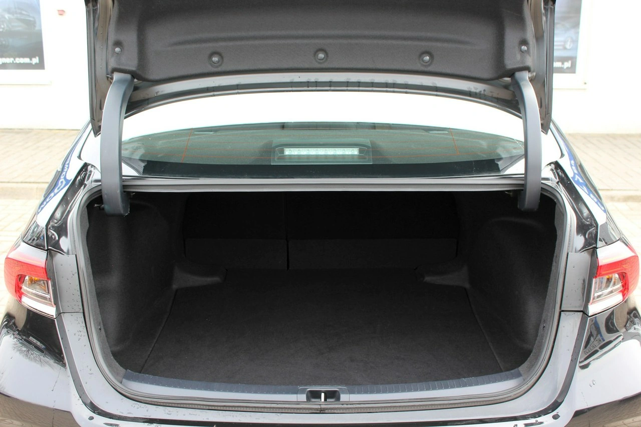 Toyota Corolla - Zdjęcie 7