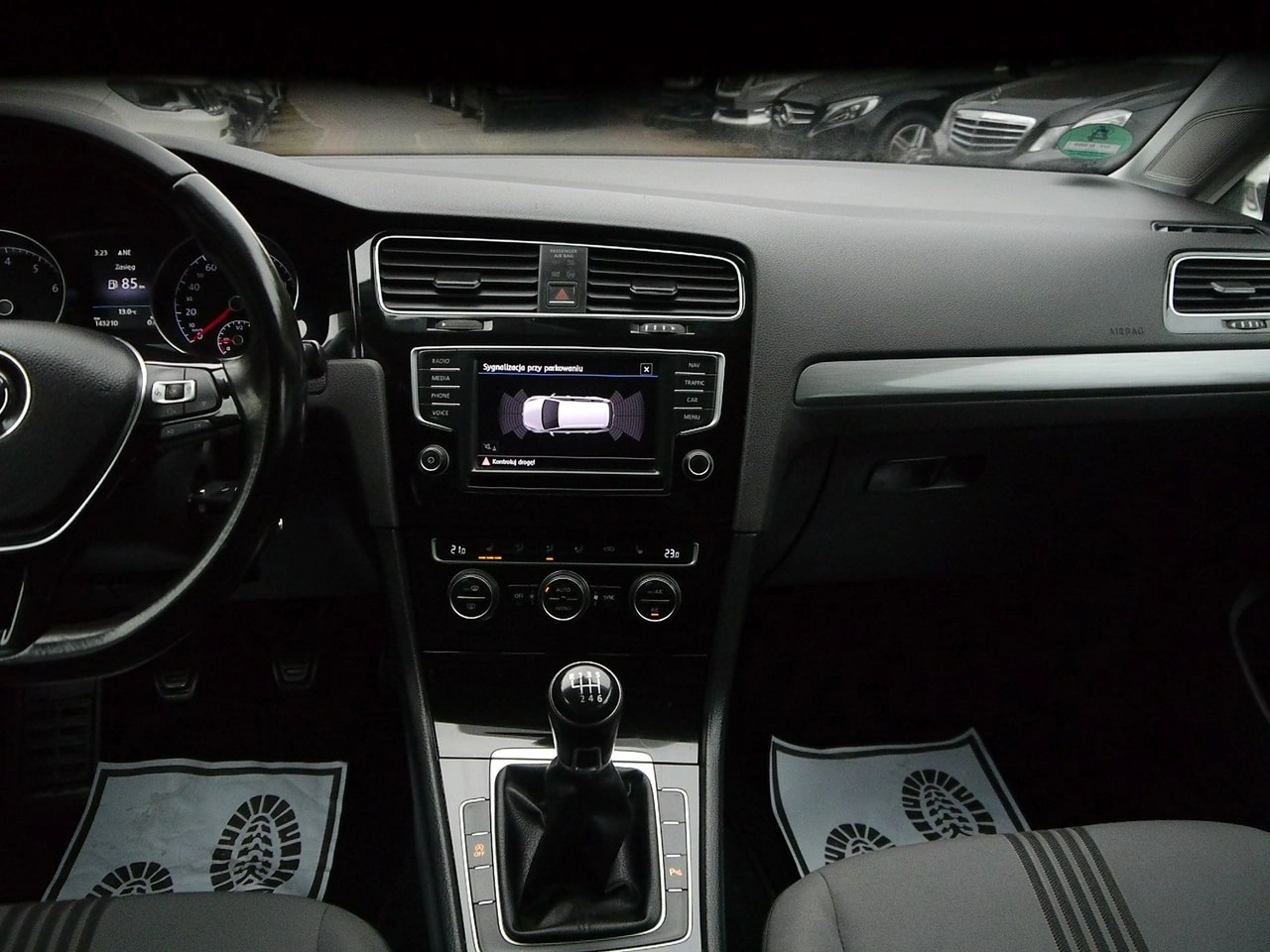 Volkswagen Golf - Zdjęcie 26