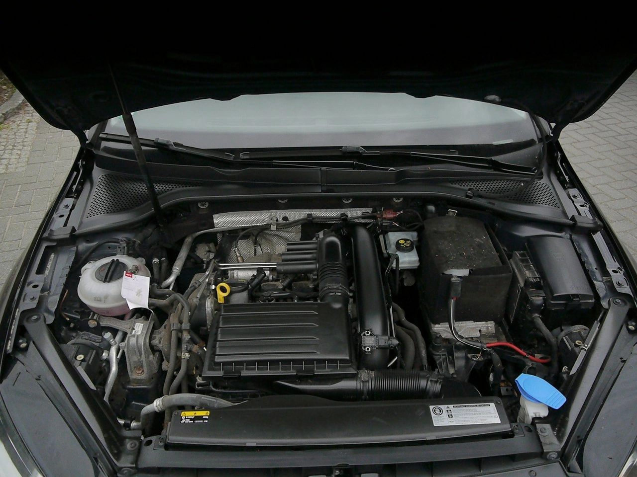 Volkswagen Golf - Zdjęcie 39