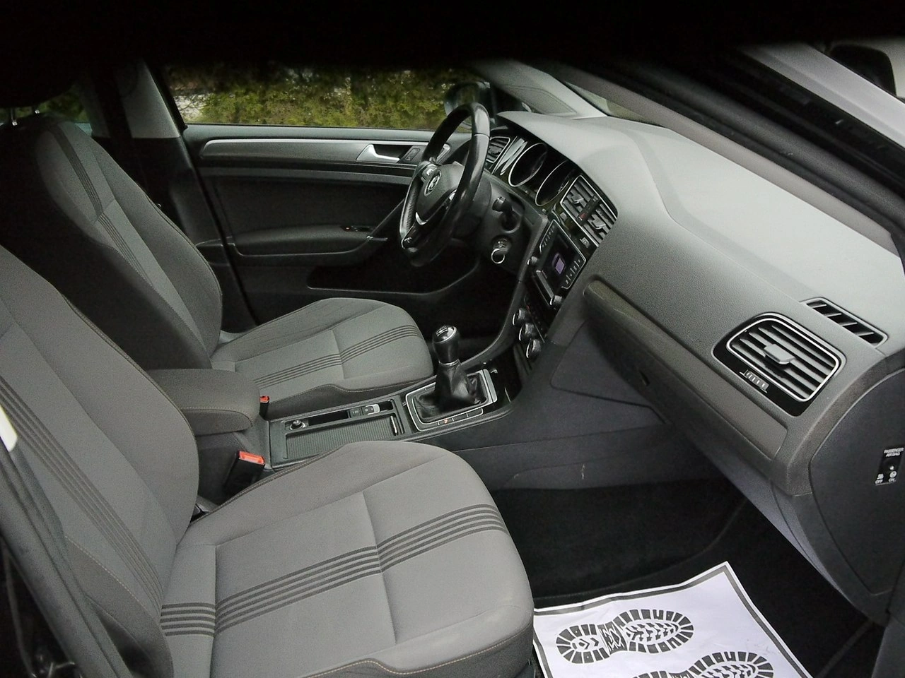 Volkswagen Golf - Zdjęcie 32