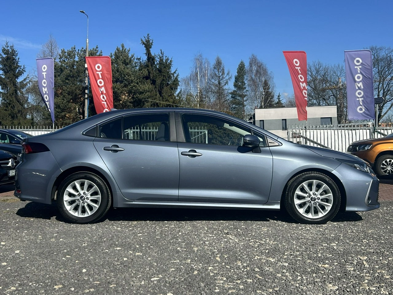 Toyota Corolla - Zdjęcie 8