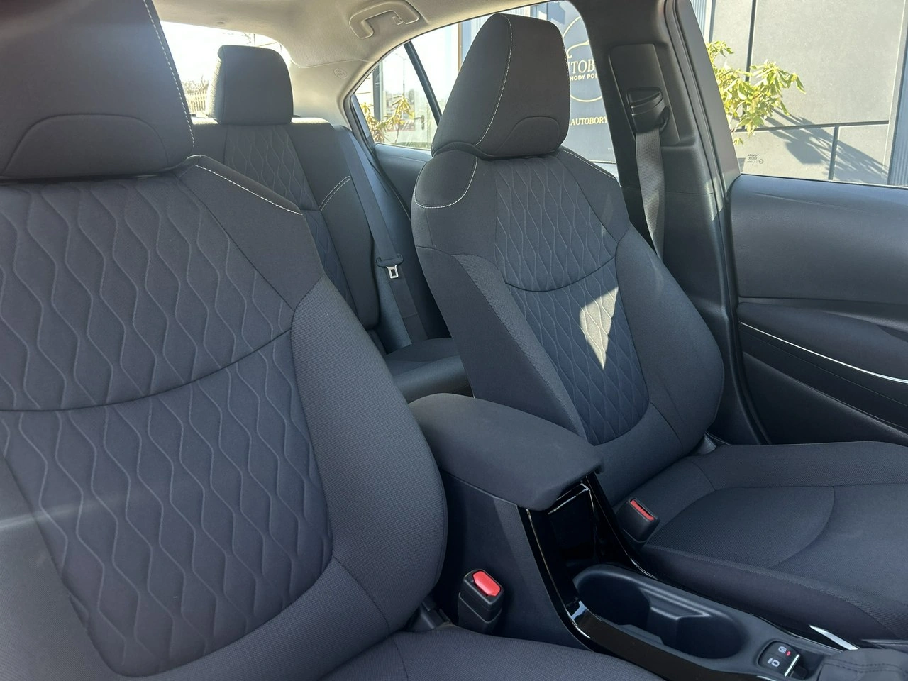 Toyota Corolla - Zdjęcie 10