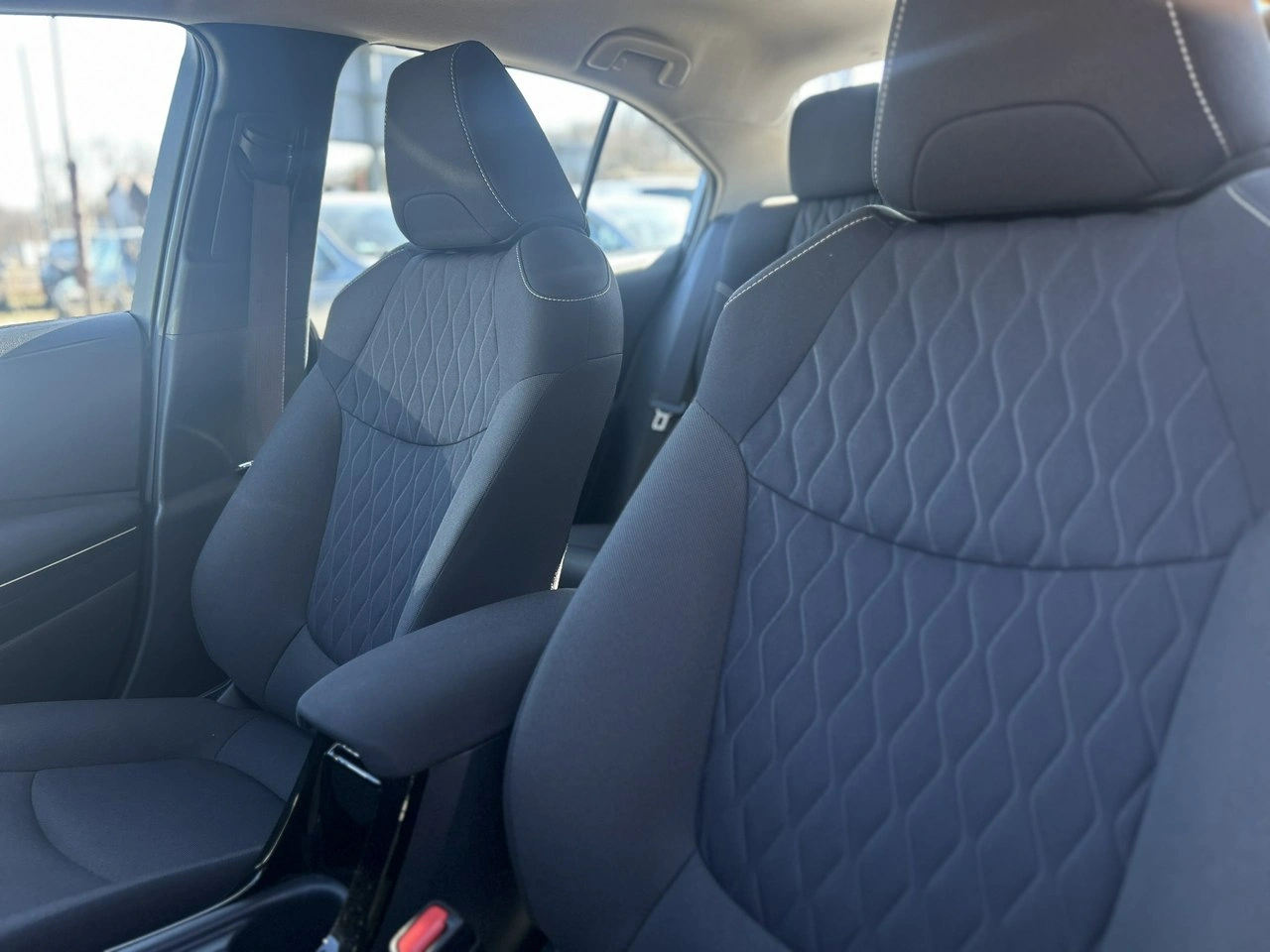 Toyota Corolla - Zdjęcie 11