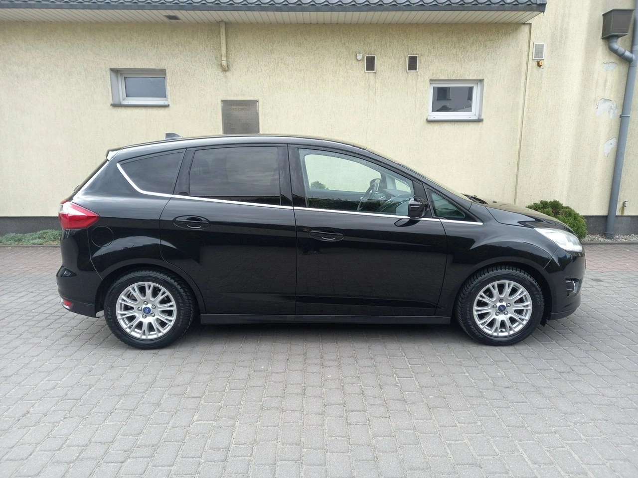 Ford C-MAX - Zdjęcie 9