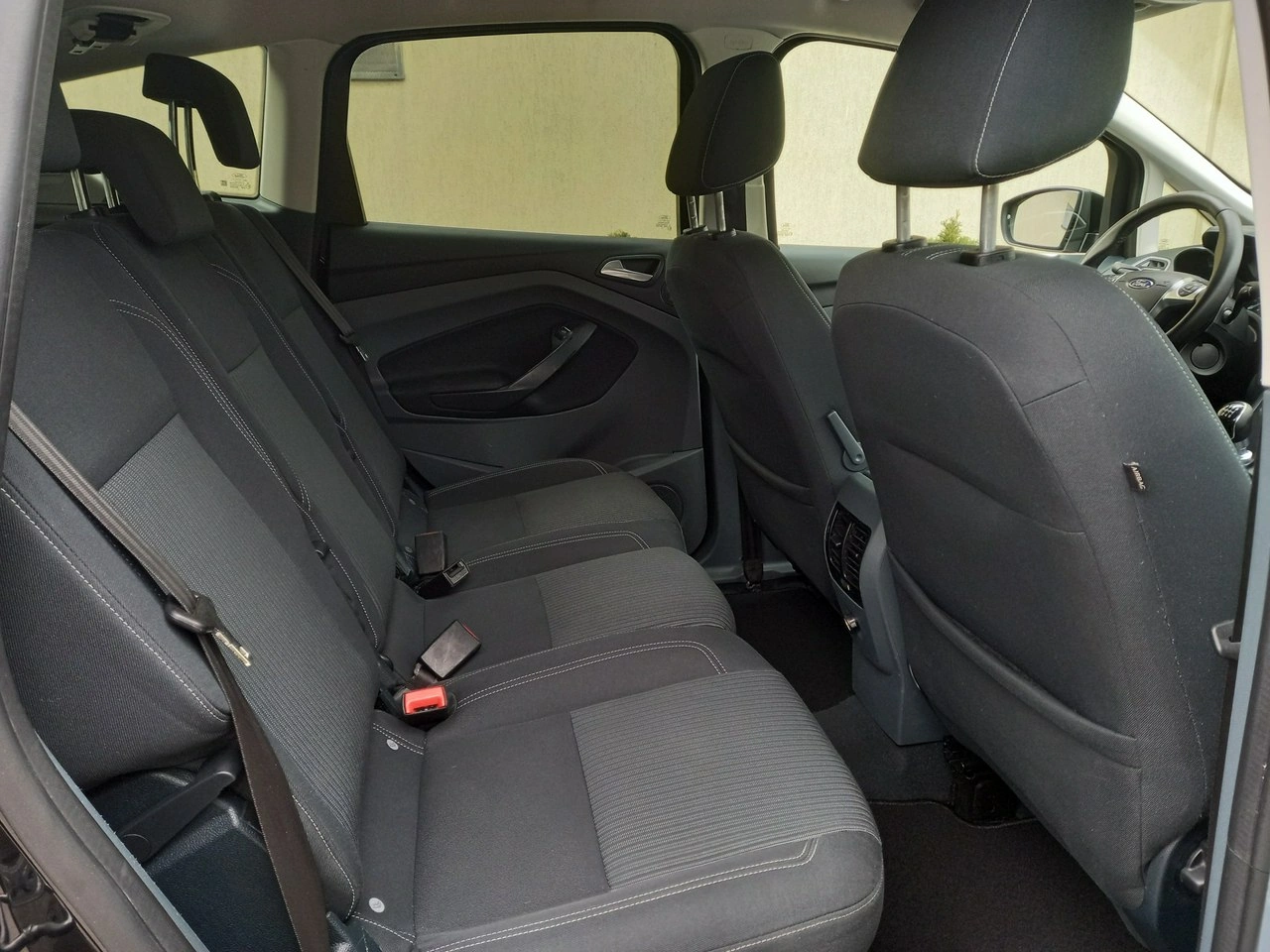 Ford C-MAX - Zdjęcie 22