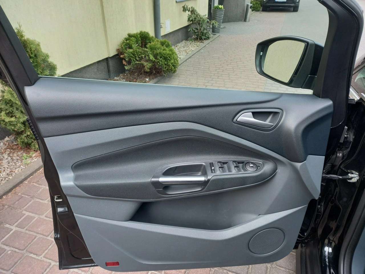 Ford C-MAX - Zdjęcie 26