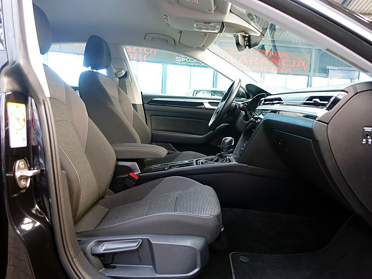 Volkswagen Arteon - Zdjęcie 10