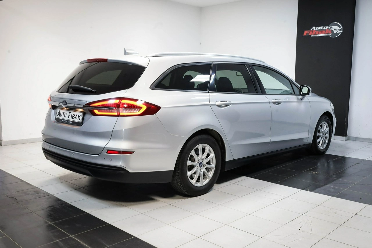 Ford Mondeo - Zdjęcie 12