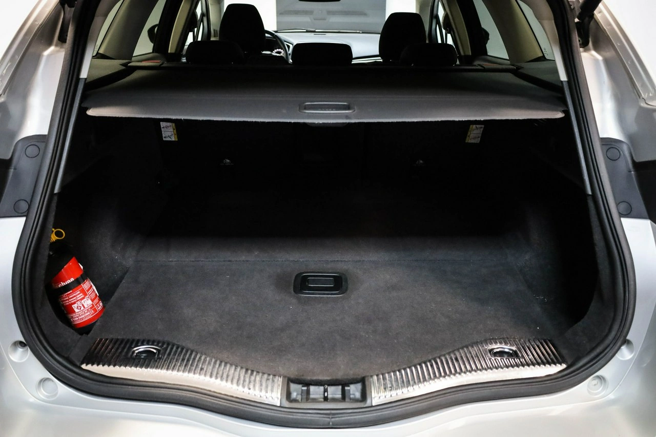 Ford Mondeo - Zdjęcie 14