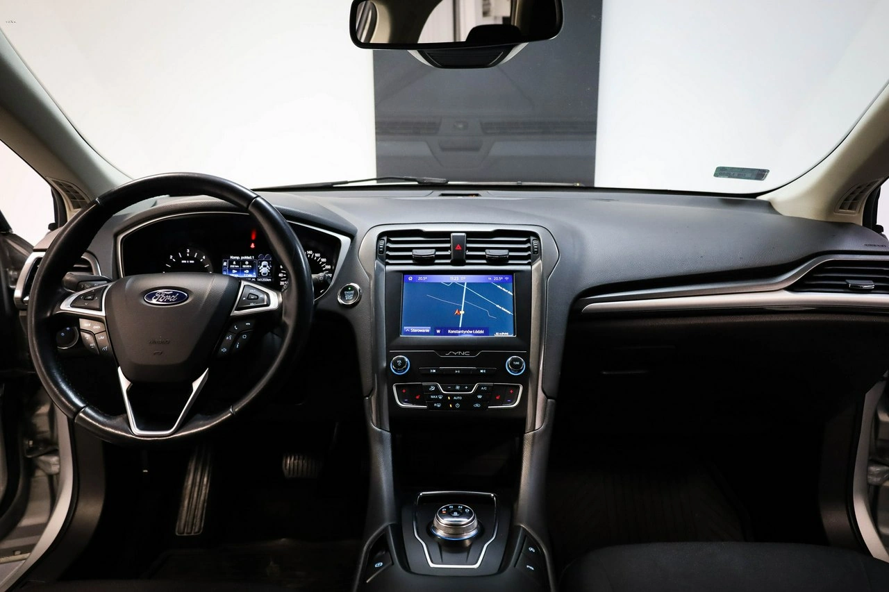 Ford Mondeo - Zdjęcie 15