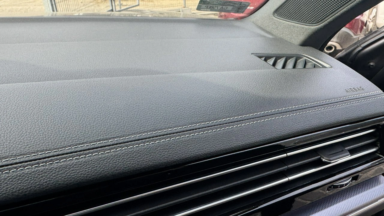 Volkswagen Touareg - Zdjęcie 20