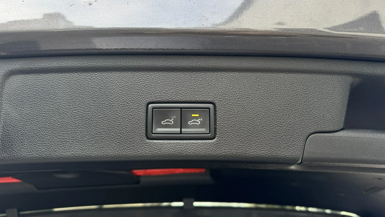 Volkswagen Touareg - Zdjęcie 27