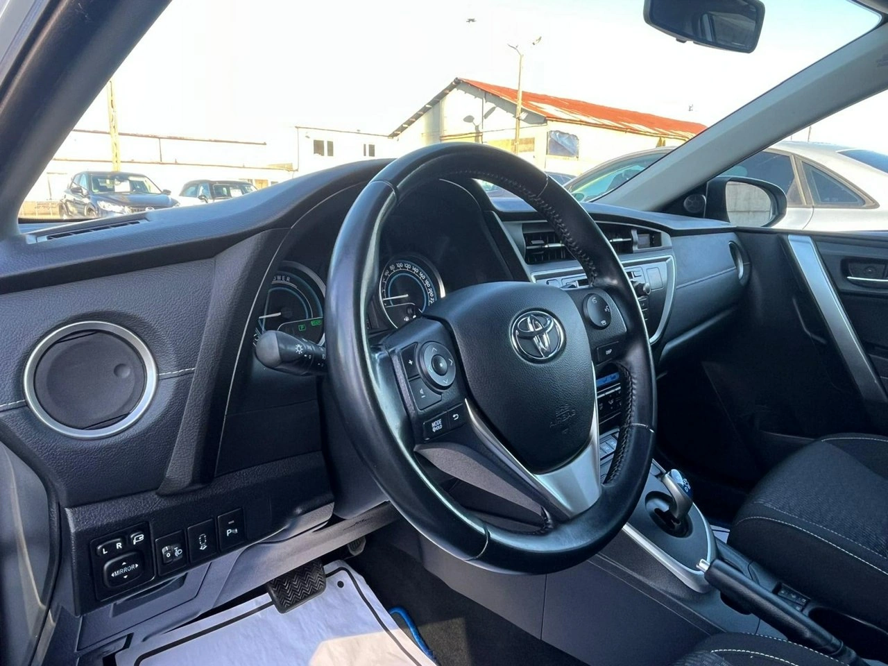 Toyota Auris - Zdjęcie 21