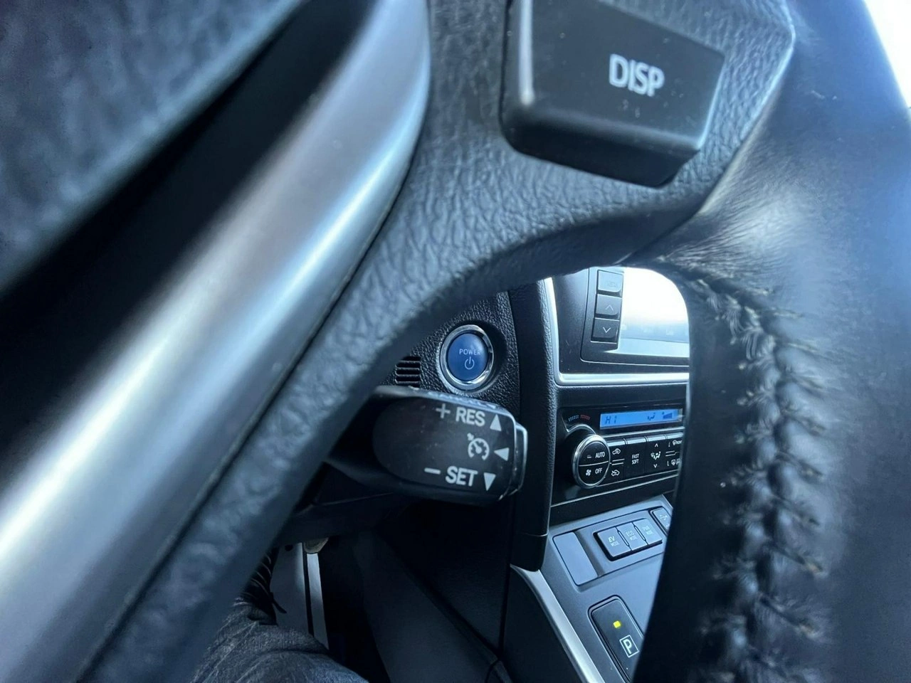 Toyota Auris - Zdjęcie 22