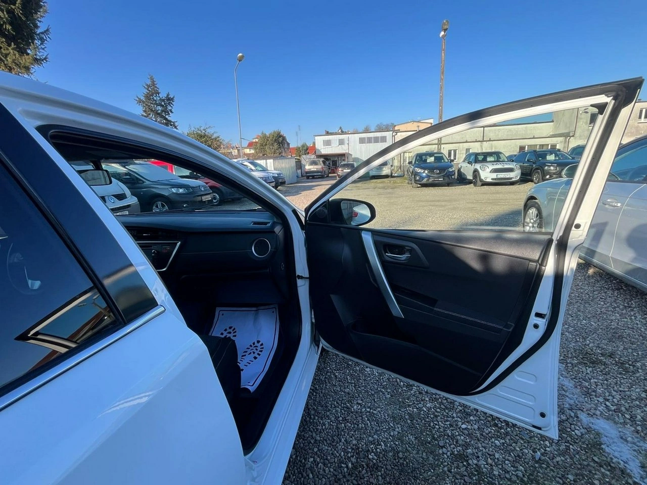 Toyota Auris - Zdjęcie 28