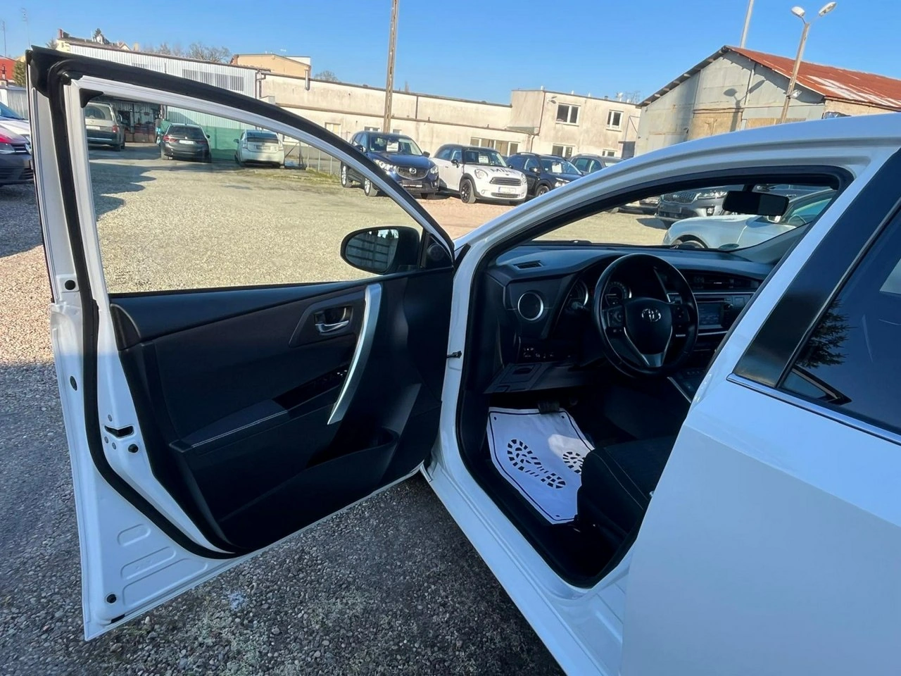 Toyota Auris - Zdjęcie 30