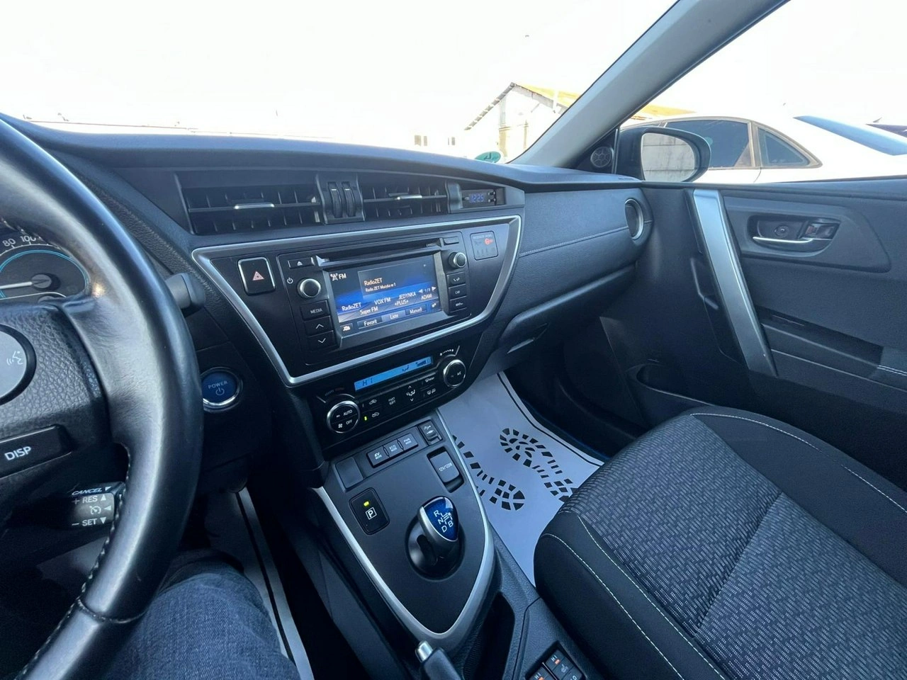 Toyota Auris - Zdjęcie 33