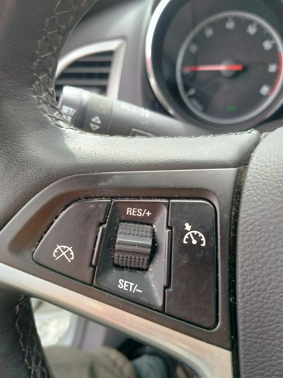 Opel Astra - Zdjęcie 16