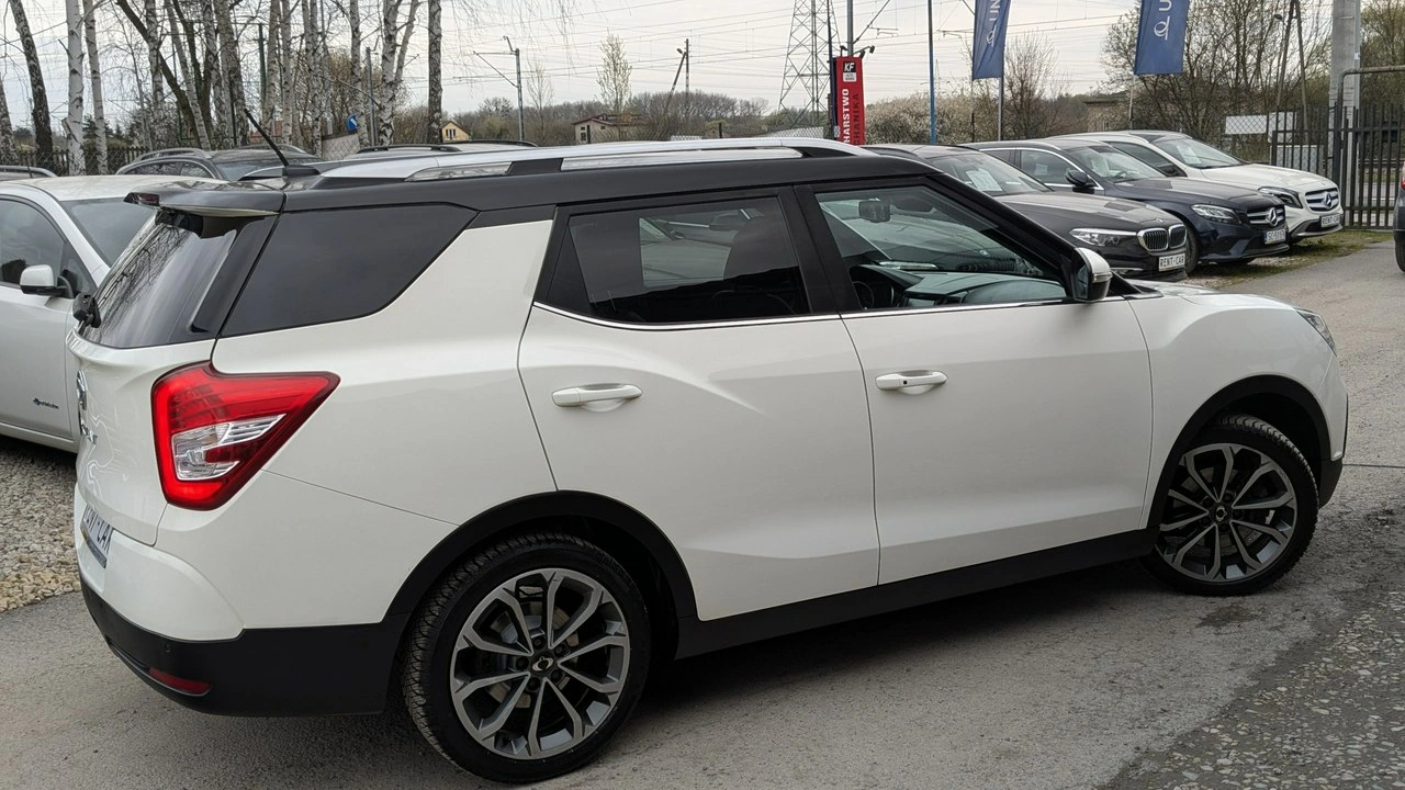 SsangYong XLV - Zdjęcie 12