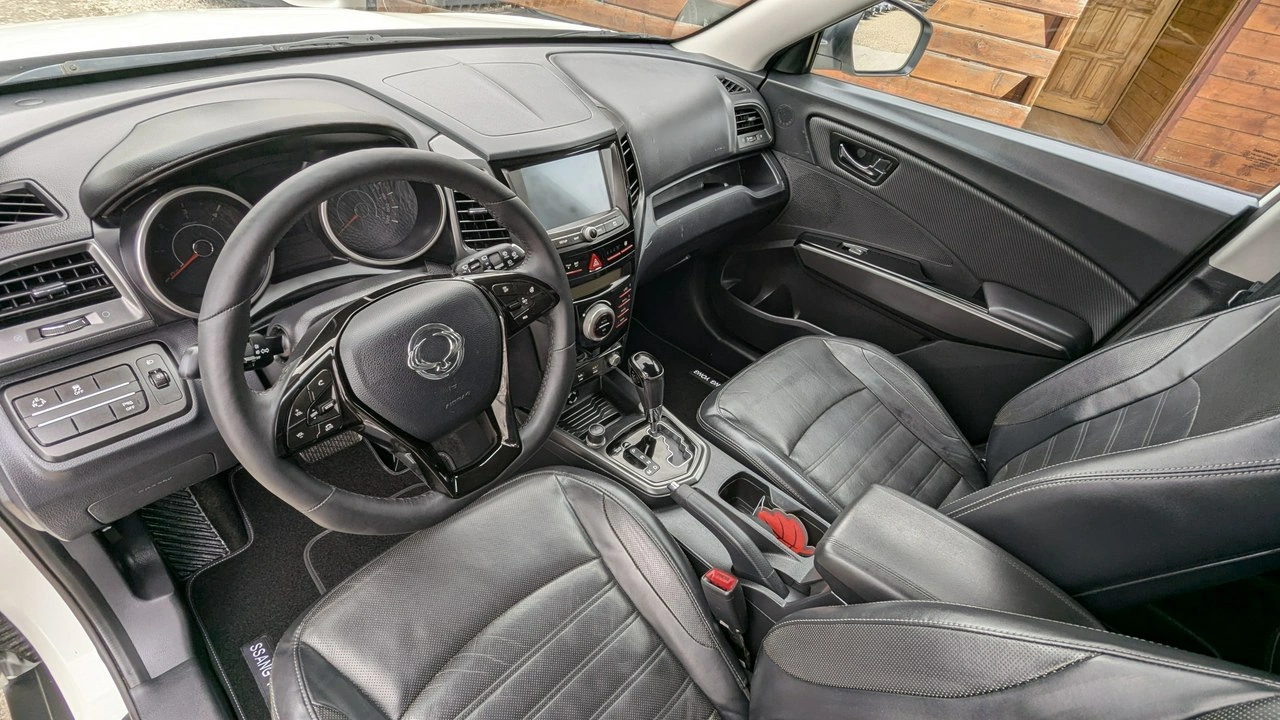 SsangYong XLV - Zdjęcie 14