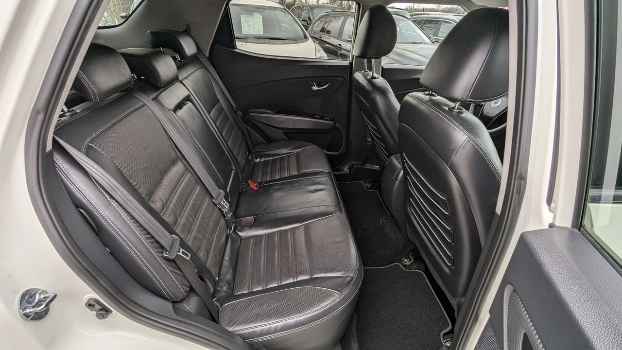 SsangYong XLV - Zdjęcie 17